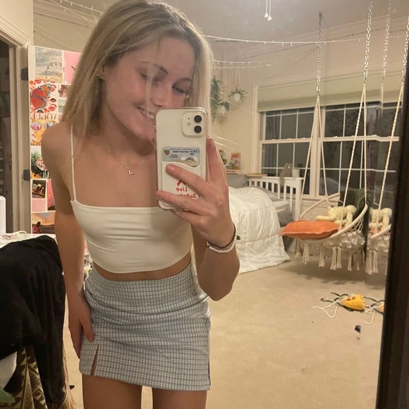 Brandy Melville Blue Skirt - Picture 2 of 5